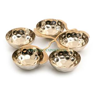 Cuencos decorativos para mezclar alimentos para el hogar y la cocina con forma de flor y borde pulido dorado de diseñador martillado al precio más barato - Product Image 6