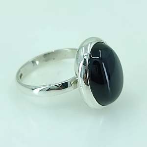 Bague Statement Bohème pour Femme en Argent Sterling 925, Faite à la Main, avec Onyx Noir Ovale, Pierre de Naissance de Décembre, Certifiée IGI, par Navya Craft - Product Image 2