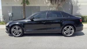 Voitures Audi A3 2.0T Premium 4 portes d'occasion à prix abordable à vendre - Product Image 3