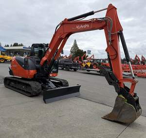 Excavatrice KUBOTA K080-4 multifonctionnelle de 8 tonnes pour travaux de construction, disponible en 2020 - Product Image 1