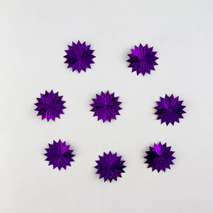 Sequin forme spéciale petit trou centré couleur métallique, Selanusa - Product Image 1