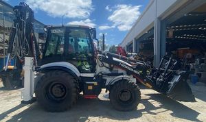 รถตักล้อยางไฮโดรมีค HMK 102B Supra K4 ขับเคลื่อน 4 ล้อ เครื่องยนต์ดีเซลเพอร์กินส์สำหรับงานหนัก พร้อมเกียร์ ปั๊ม มอเตอร์ 100 แรงม้า ประสิทธิภาพสูง JCB ปี 2024 - Product Image 2