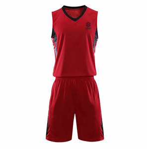 Tenues d'entraînement Nouveauté Meilleures ventes Ensembles d'uniformes de basketball sur mesure Respirant Grande taille Léger Écologique 100% - Product Image 1