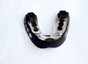 Vêtements de combat d'exercice pour hommes vente en gros protège-dents vente chaude vamp imprimé dents sport protection boxe protège-dents - Product Image 5