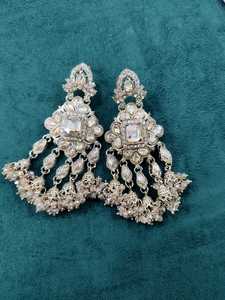 Boucles d'oreilles indiennes plaquées or antique Chand Bali, vente chaude, style ethnique, bijoux en zircon, alliage, perles, accessoires pour mariages - Product Image 2