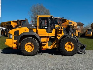 Volvo L 120 H Front Mini Wheel Loader with EPA Engine Gearbox Pump Diesel Power 5-Year Warranty Howo Backhoe Loader - Product Image 3