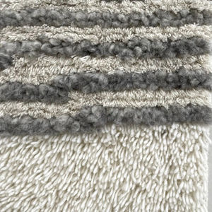 Alfombra de área marroquí anudada a mano ecológica de color natural para interiores de lujo y uso doméstico hecha en lana 100% - Product Image 1