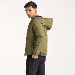 Chaqueta Acolchada Premium al por Mayor |   Abrigo Acolchado con Logotipo Personalizado |   Chaqueta de Invierno Gruesa Unisex - Product Image 2