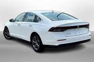 ฮอนด้า แอคคอร์ด อีเอ็กซ์ ปี 2023 พวงมาลัยซ้าย เบาะหนัง ล้อแม็ก R16 ขับเคลื่อนล้อหน้า รถเก๋ง - Product Image 5