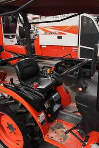 Mini Kubota B2440S 4X4WD Tractor/Tractor subcompacto asequible de gran capacidad - Product Image 5