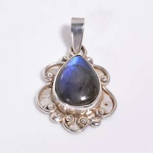 Collier en argent sterling 925 fait à la main avec pendentif en labradorite bleue bijoux de déclaration vintage plaqué or pour les femmes - Product Image 3