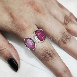 Mayorista Joyería de piedra áspera Anillo de mujer Piedra preciosa de rubí crudo natural Piedra natal de Julio Piedra doble Fiesta Anillo de plata esterlina 925 - Product Image 2