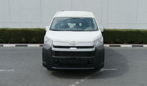 Toyota Hiace AWD Van 2022 avec sièges en cuir, intérieur foncé, d'occasion - Product Image 5