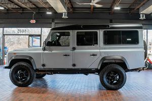 Magnifique Land Rover Defender 110 de 1987 avec moteur V8 LS3, 4x4, conduite à gauche et à droite - Product Image 6
