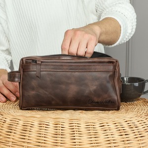 Bolso de afeitar impermeable de cuero hecho a mano personalizado profesional nuevo logotipo mango cierre de cremallera - Product Image 1