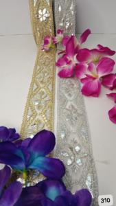 Lacets brodés à la main élégants sur mesure paillettes zari perle ou embellissements miroir donnant un aspect luxueux au vêtement - Product Image 6