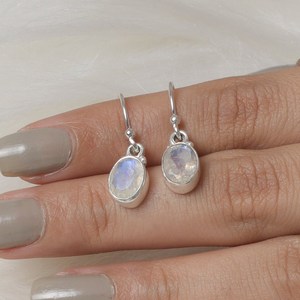 Pendientes de Plata de Ley 925 con Piedra Lunar Arcoíris Facetada para Mujer, Estilo Bohemio, Diseño Único, Joyería de Moda - Product Image 2