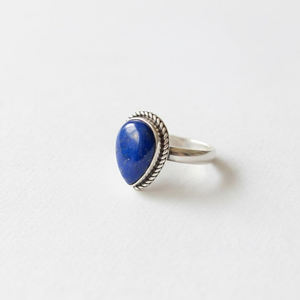 Hermoso Anillo de Lapislázuli, Plata de Ley 925, Gema en Forma de Pera de 8x10 mm, Joyería Artesanal, Regalo de Aniversario de Bodas para Mujer - Product Image 4
