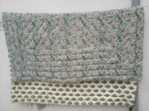 Edredón de franela de algodón hecho a mano, juego de cama con estampado de bloques rojos para adultos, tamaños King y Twin para uso doméstico y hotelero - Product Image 3