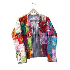 Chaqueta Acolchada Vintage Hecha a Mano en India, de Algodón Puro, con Diseño Floral Kantha Reversible, para Mujer, Moda Otoño Invierno - Product Image 2