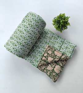 Couverture en coton Razai à motifs floraux, couverture Kantha chaude pour l'hiver - Product Image 6