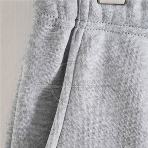 Nuevo traje de entrenamiento de moda para hombres, el último chándal de entrenamiento personalizado en tamaño adulto, logotipo personalizado - Product Image 2