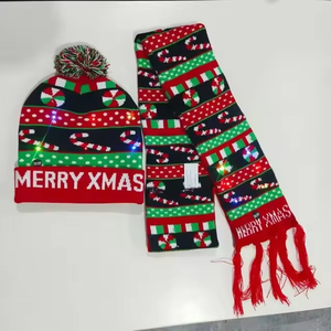 Gorros y Bufandas Luminosas de Diseño Personalizado, Estilo Festivo Brillante para Fiestas Navideñas, Gorros de Invierno Personalizados para Adultos - Product Image 4