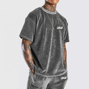 Survêtement personnalisé en velours lourd pour femme, ensemble sweat-shirt à capuche avec fermeture à glissière en velours et motif solide - Product Image 4