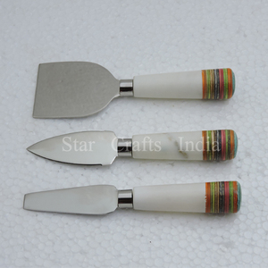 Vente en gros de couteaux à fromage design moderne manche en résine et acier inoxydable outils avec prix bon marché nouvelles idées de produits 2023 - Product Image 2