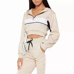 Chándal de poliéster informal para mujer Chándales de poliéster de ajuste cómodo para deportes y ropa de calle - Product Image 4
