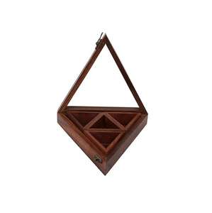 Caja de especias tradicional de madera artesanal Masala Dabba con cuchara de contenedores - Product Image 1