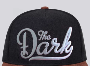 Casquette de baseball sportive personnalisée en tissu Oxford Dobby avec logo brodé à la main pour la publicité promotionnelle - Product Image 4