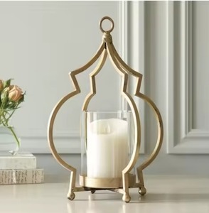 Farol Cuadrado con Tallado Floral de Metal y Vidrio, Portavelas para Ramadán, Bodas Festivas y Decoración del Hogar - Product Image 5