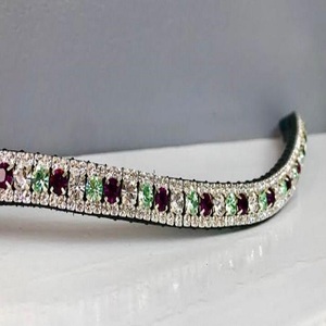 Diamantes de imitación con forma de onda de 3 filas, cristales multicolor, mega ostentosos, cadena de diamantes, banda de cuero genuino negro para cejas de caballo - Product Image 2