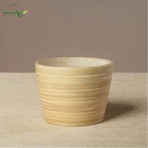 Jardinière en bambou tressé artisanal - Forme organique, élégance contemporaine, utilisation en extérieur/intérieur, légère et durable, écologique - Product Image 6