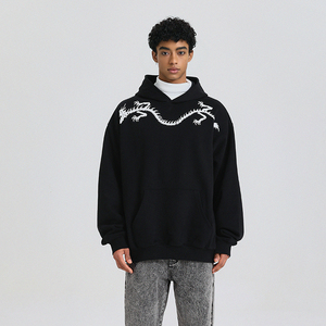 100% เสื้อมีฮู้ดผ้าฝ้ายมีสไตล์สีดำแนวสตรีทปักลายสำหรับผู้ชายเสื้อสเวตเชิ้ตทรงหลวมโอเวอร์ไซส์สำหรับฤดูใบไม้ร่วงและฤดูหนาว - Product Image 1