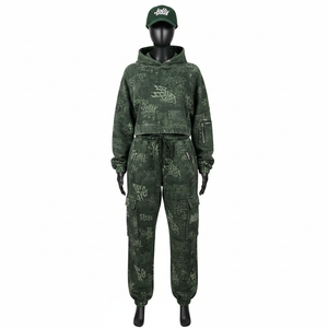 Survêtement en molleton premium pour femmes, tissu brossé doux, style imprimé vert, logo personnalisé, finition sérigraphie, survêtements grande taille - Product Image 6