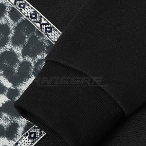Top Quality Breathable Men Sweatshirt Casual Wear Cotton Blended Made Men Sweatshirt For Online Sale - Product Image 4