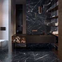 Grandes dalles de carrelage en grès effet marbre Nero Marquina, porcelaine pleine masse 6 mm d'épaisseur, finition brillante contemporaine, application intérieure
