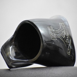 Tasse de Bar en corne de boisson Viking authentique de haute qualité de lametierartz, chope à bière fait à la main pour bar et bureau - Product Image 6