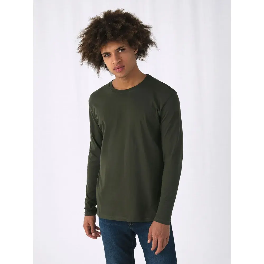 Bear Brown, Bottle Green, Black, Dark Grey, millennial pink, Navy, Orange, Royal Blue, Red, Sport Grey, Urban Khaki, White