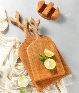 Planche à découper en bois avec une énorme demande parmi les cuisiniers à domicile et les chefs pour sa grande durabilité et son utilisation polyvalente dans les cuisines - Product Image 3