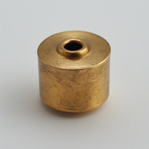 Quemador de Incienso de Latón Antiguo Hecho a Mano de Primera Calidad, Aromático, Portátil, Diseño de Arte Moderno, Encanto Duradero para Uso en el Hogar - Product Image 4