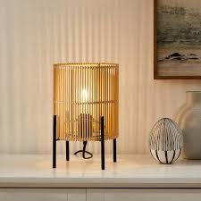 Transforma tu espacio con un impresionante candelabro de bambú ecológico - Product Image 2