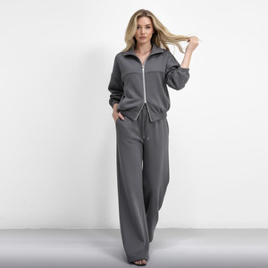 Ensemble de sweat-shirts pour femmes, personnalisé avec un logo, décontracté, d'hiver, en tricot, avec des lettres, écologique, respirant - Product Image 4