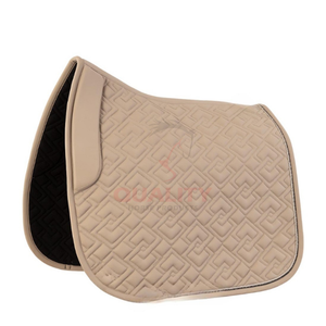 Manta de silla de montar inglesa premium con diseño acolchado, forro suave y transpirable, construcción duradera para mayor comodidad del caballo y estabilidad del jinete. - Product Image 4