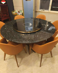 Table à manger en granit vert émeraude de Norvège avec plateau tournant, finition cuir, comptoirs en granit Green Star personnalisés - Product Image 1