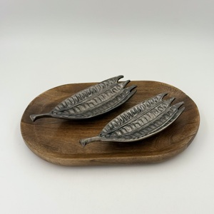 Bol à feuilles en aluminium artisanal en nickel noir, design moderne, bol à fruits secs en métal avec forme de feuille pour une utilisation décorative - Product Image 4