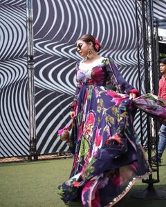 Présentation du nouveau concepteur dernier Anarkali imprimé bonne qualité imprimé Georgette tenue lourde Georgette avec 4 Mtr Flair - Product Image 3