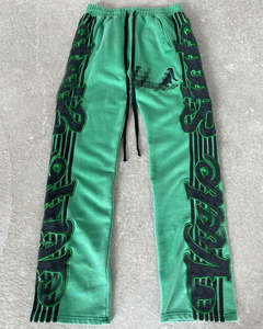 Pantalons de survêtement décontractés pour hommes avec couture sur le côté et logo de couleur personnalisée pour hommes Pantalons de survêtement à jambes larges en nylon pour hommes - Product Image 3